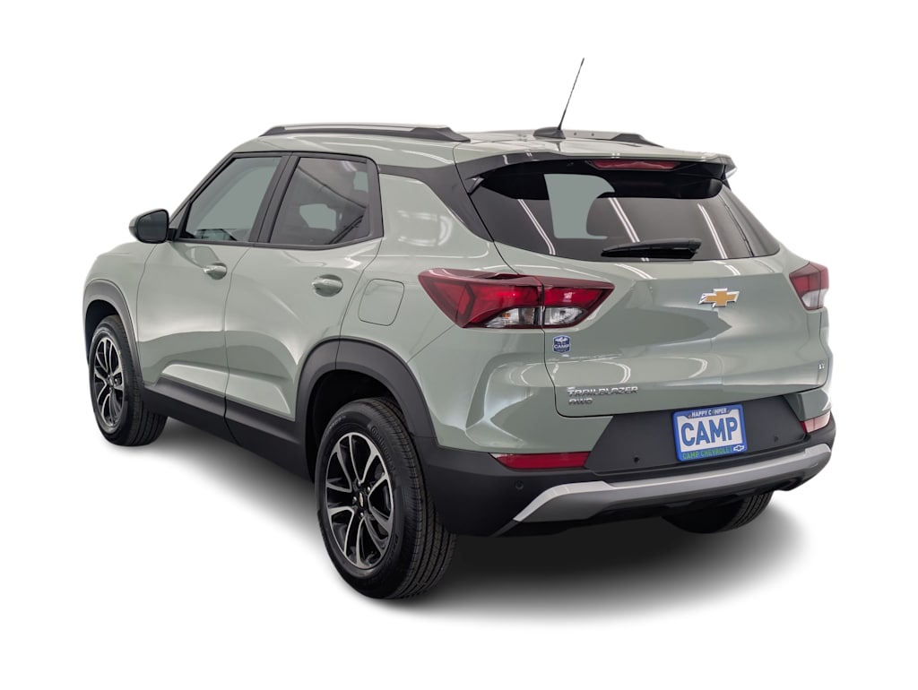 Thumbnail: 2026 Chevrolet TrailBlazer - 4