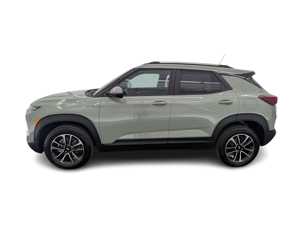 Thumbnail: 2026 Chevrolet TrailBlazer - 3