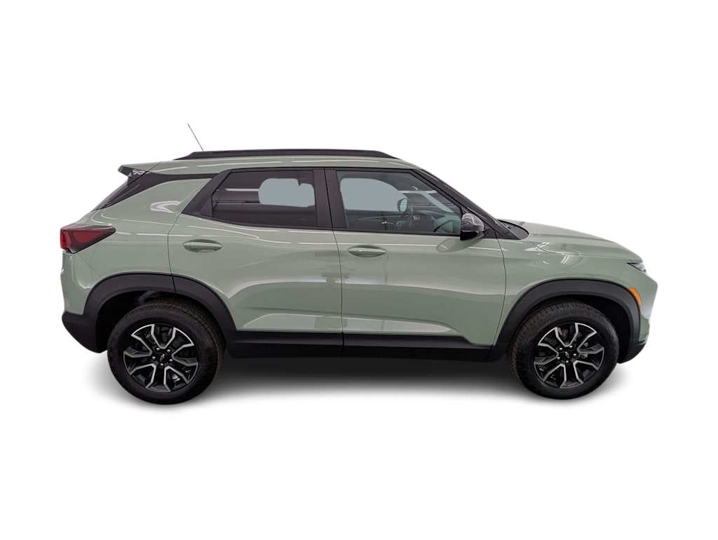 Thumbnail: 2026 Chevrolet TrailBlazer - 21