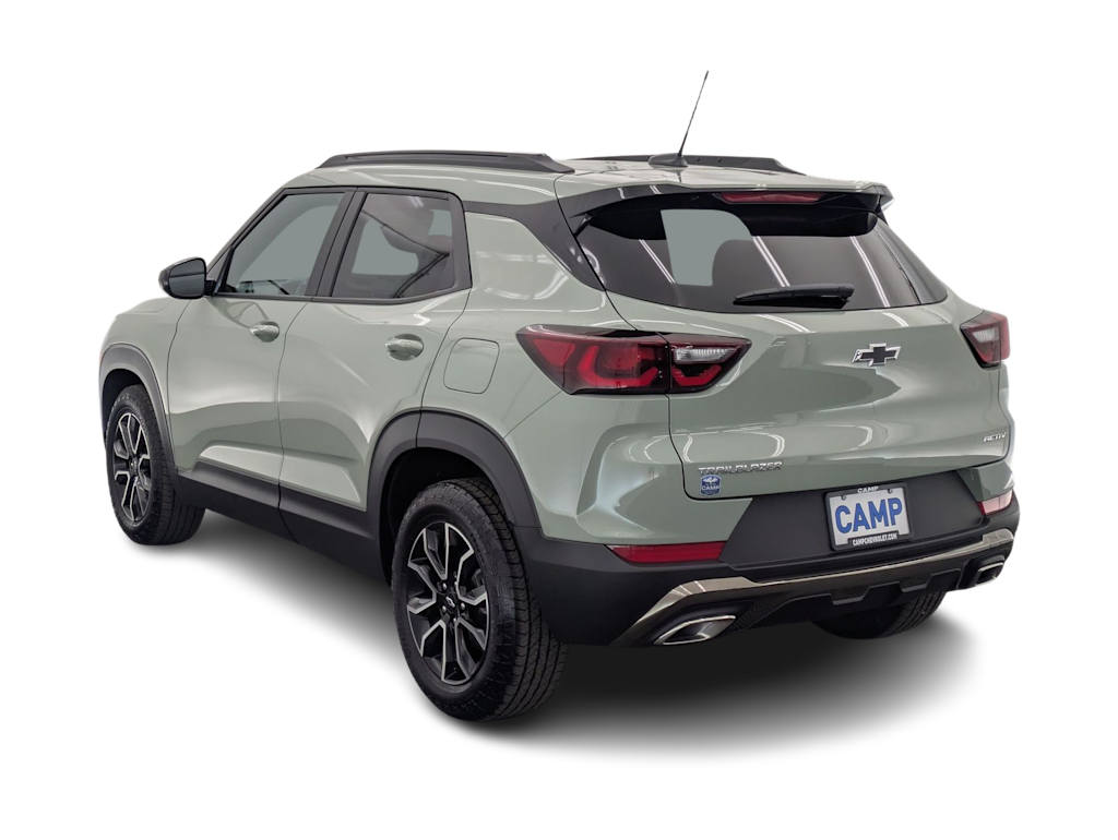 Thumbnail: 2026 Chevrolet TrailBlazer - 4