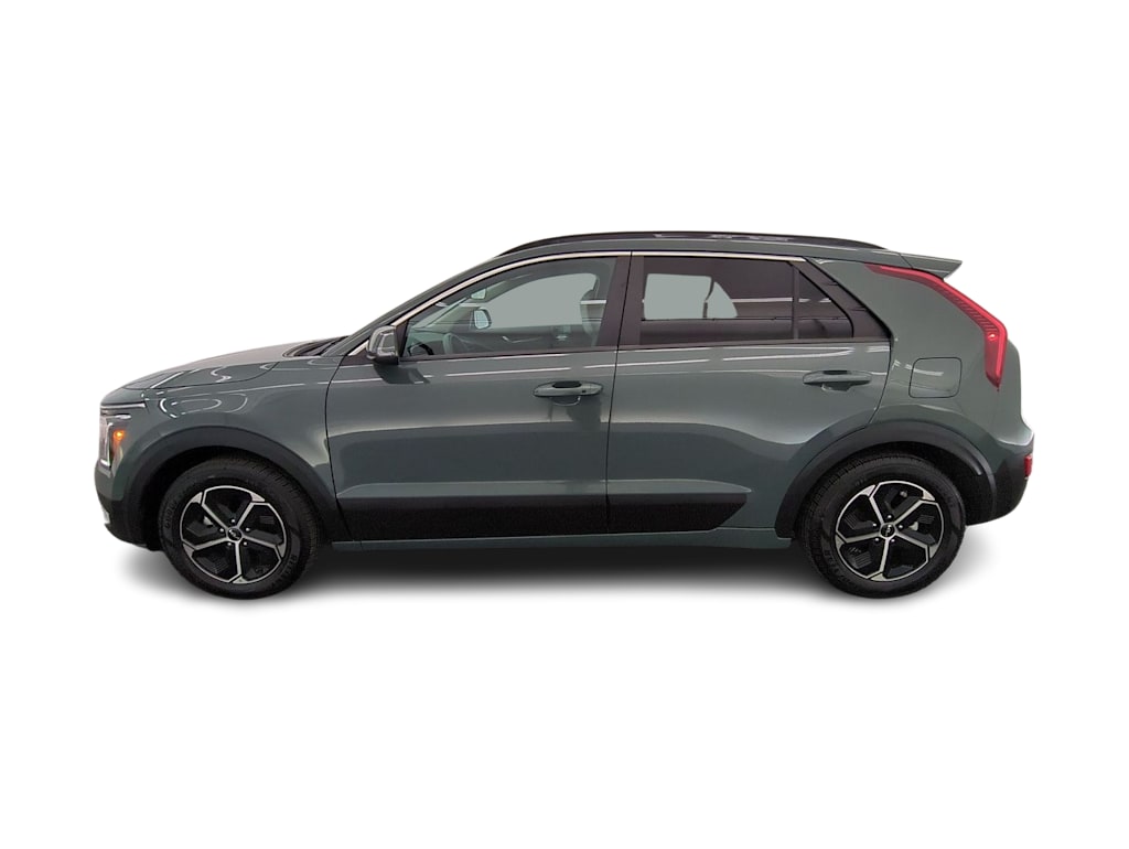 Thumbnail: 2023 Kia Niro - 3