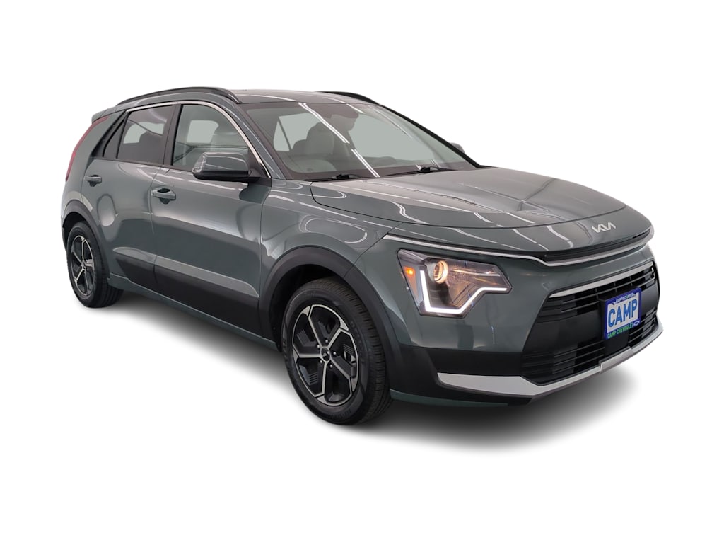 Thumbnail: 2023 Kia Niro - 23