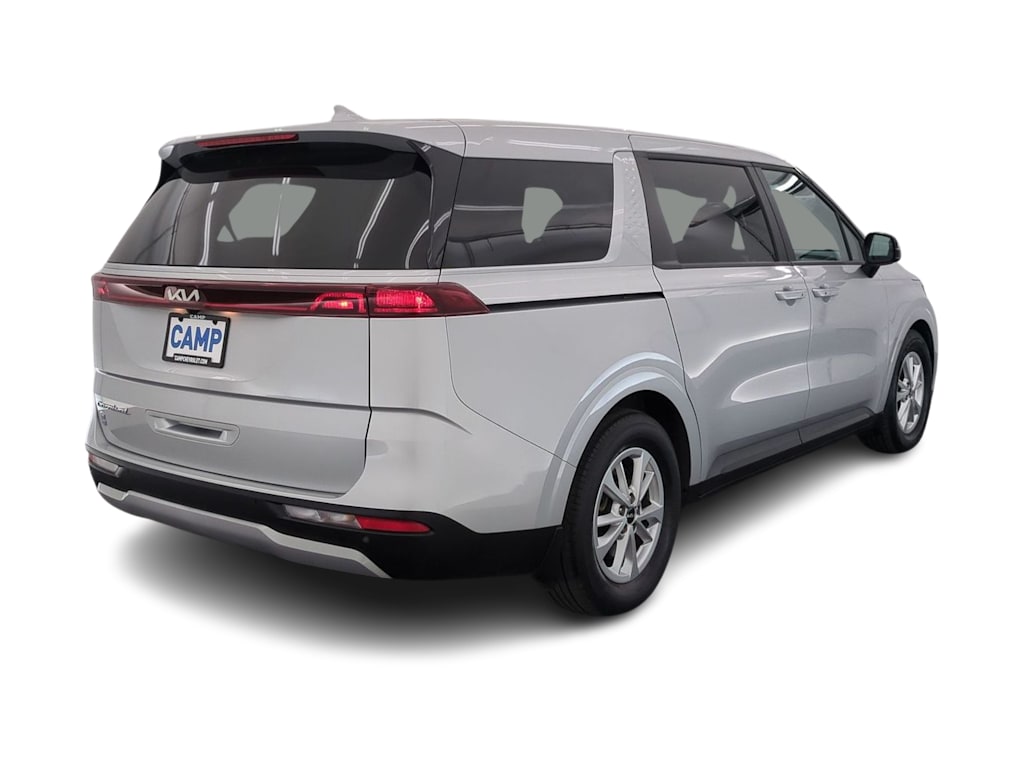 Thumbnail: 2022 Kia Carnival - 21