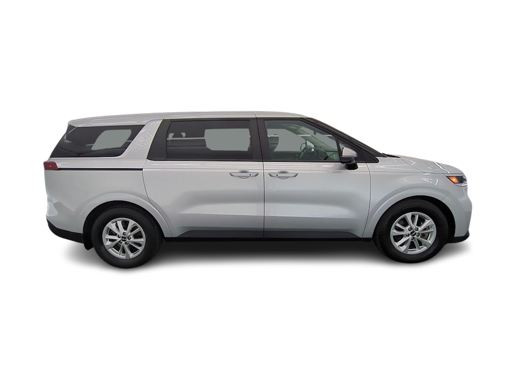 Thumbnail: 2022 Kia Carnival - 22