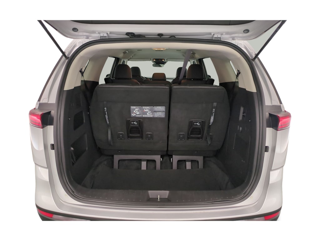 Thumbnail: 2022 Kia Carnival - 18