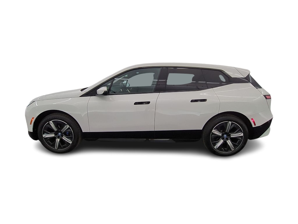 Thumbnail: 2023 BMW iX - 3