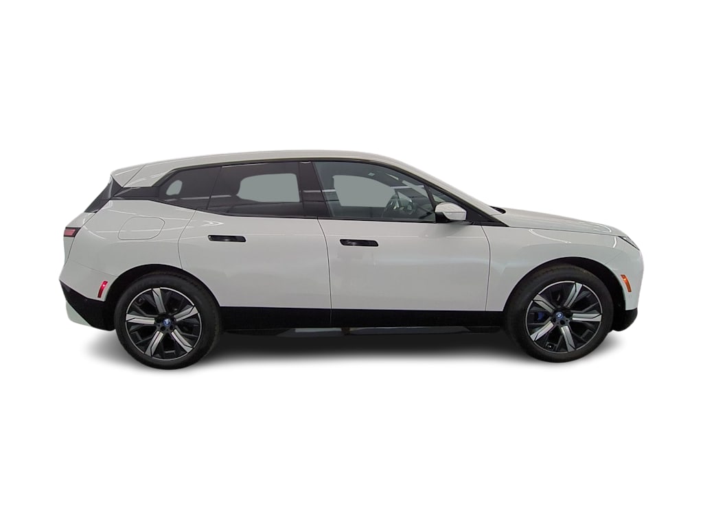 Thumbnail: 2023 BMW iX - 22