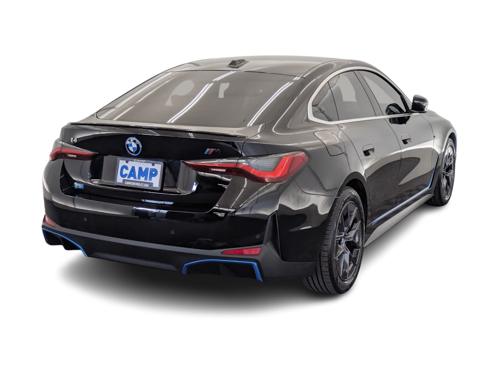 Thumbnail: 2022 BMW i4 - 19