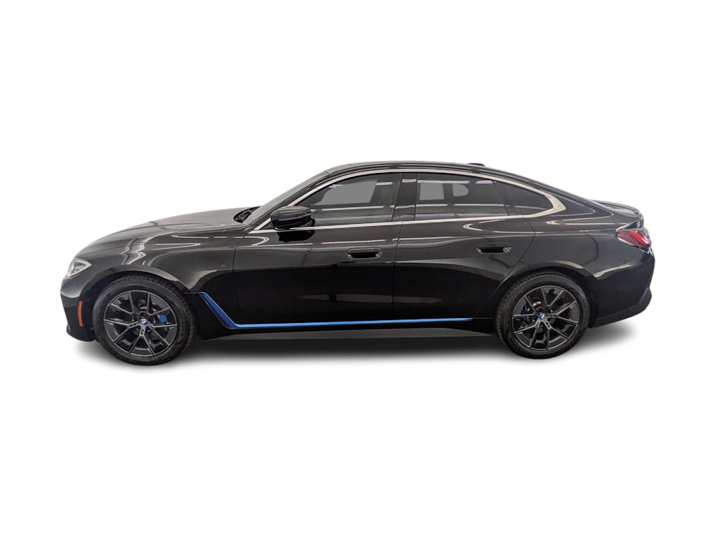 Thumbnail: 2022 BMW i4 - 3