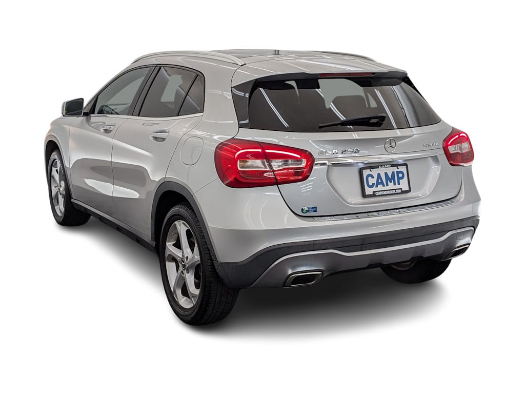 Thumbnail: 2018 Mercedes-Benz GLA - 4