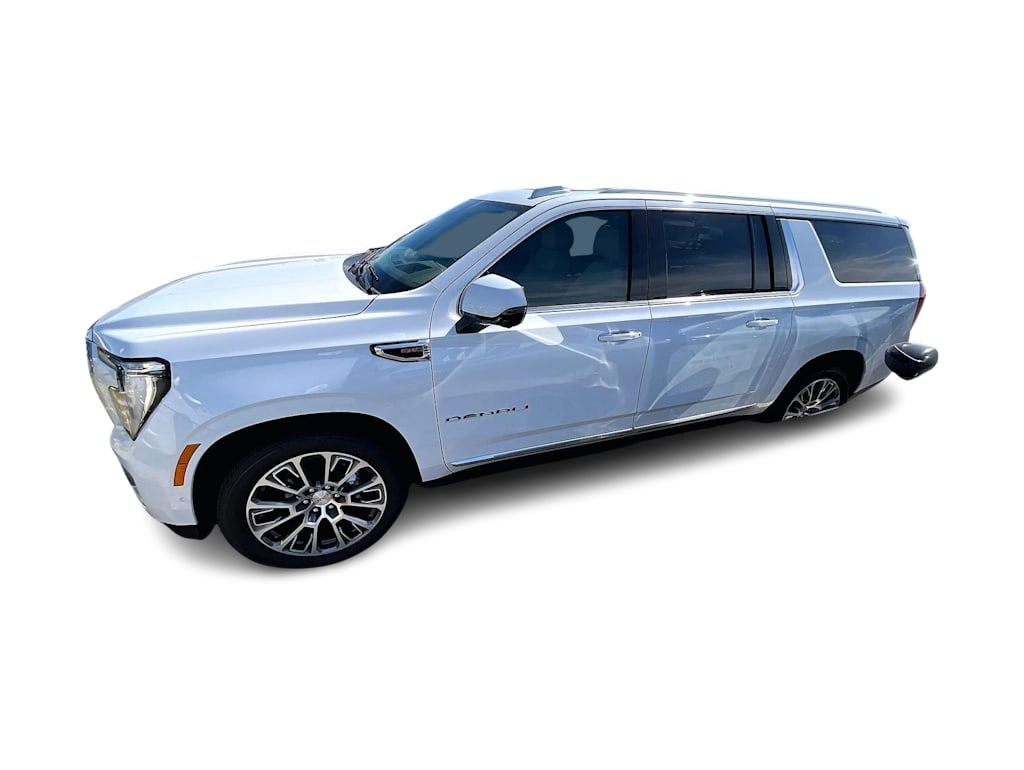 Thumbnail: 2026 GMC Yukon XL - 3