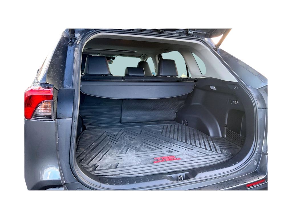 Thumbnail: 2021 Toyota RAV4 - 18