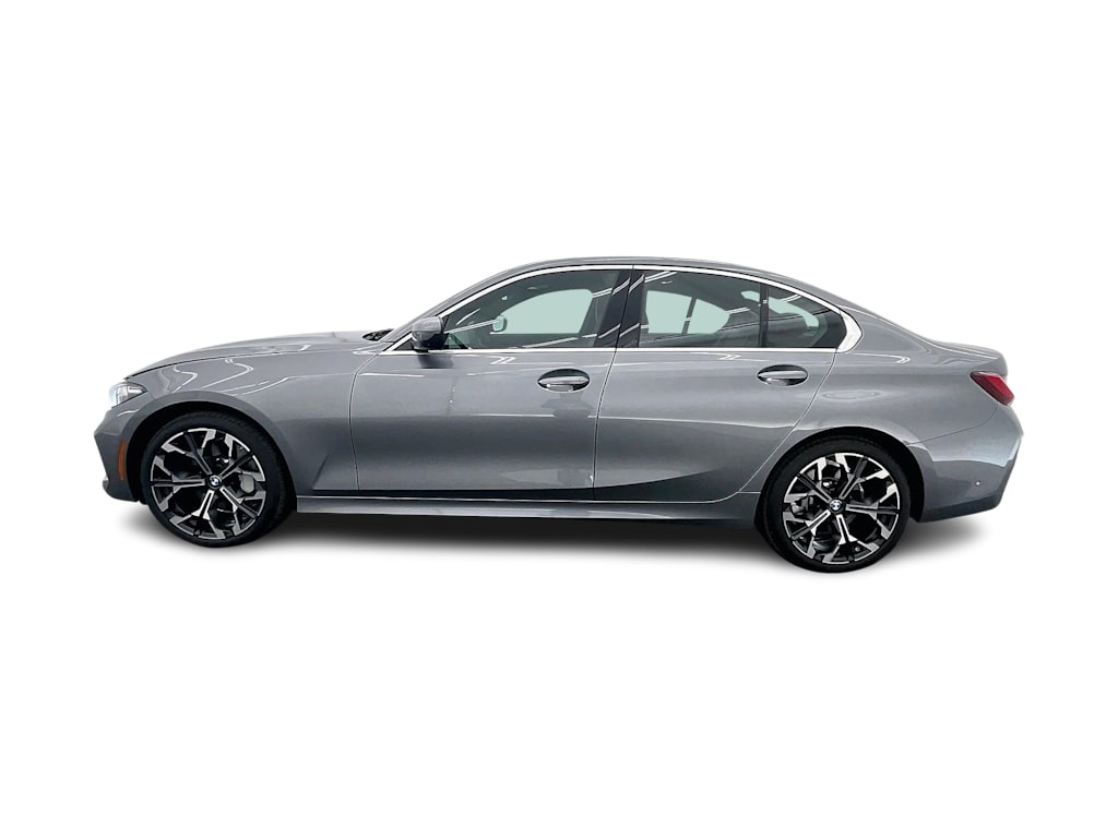 Thumbnail: 2025 BMW 3 Series - 3