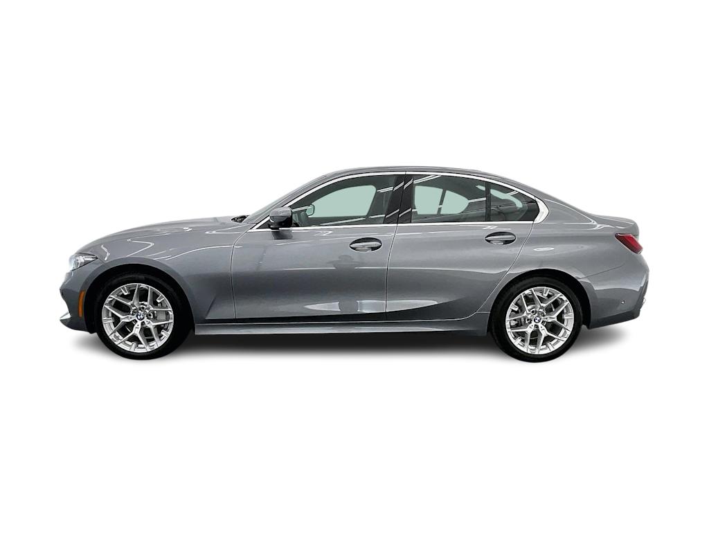 Thumbnail: 2025 BMW 3 Series - 3