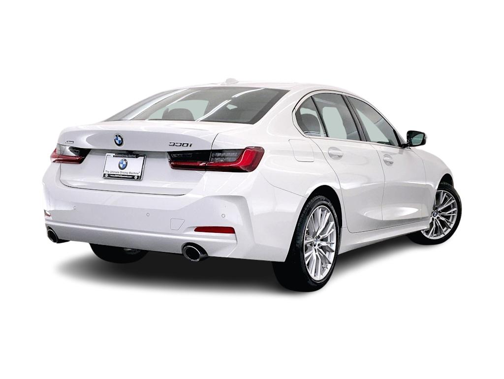 Thumbnail: 2024 BMW 3 Series - 23
