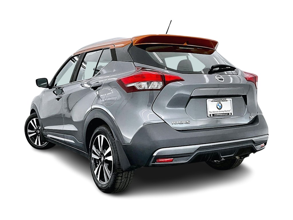 Thumbnail: 2019 Nissan Kicks - 4