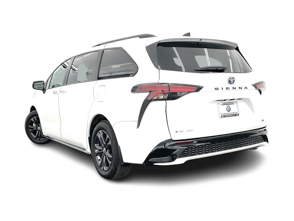 Thumbnail: 2025 Toyota Sienna - 4