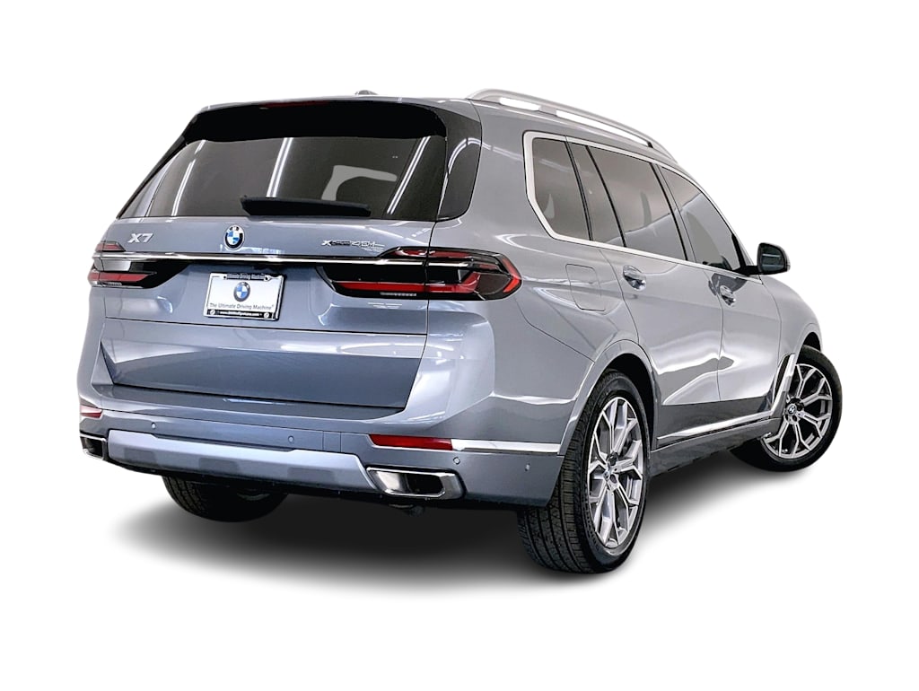Thumbnail: 2024 BMW X7 - 22