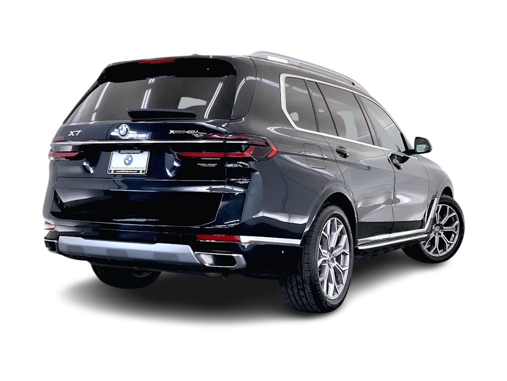 Thumbnail: 2024 BMW X7 - 22