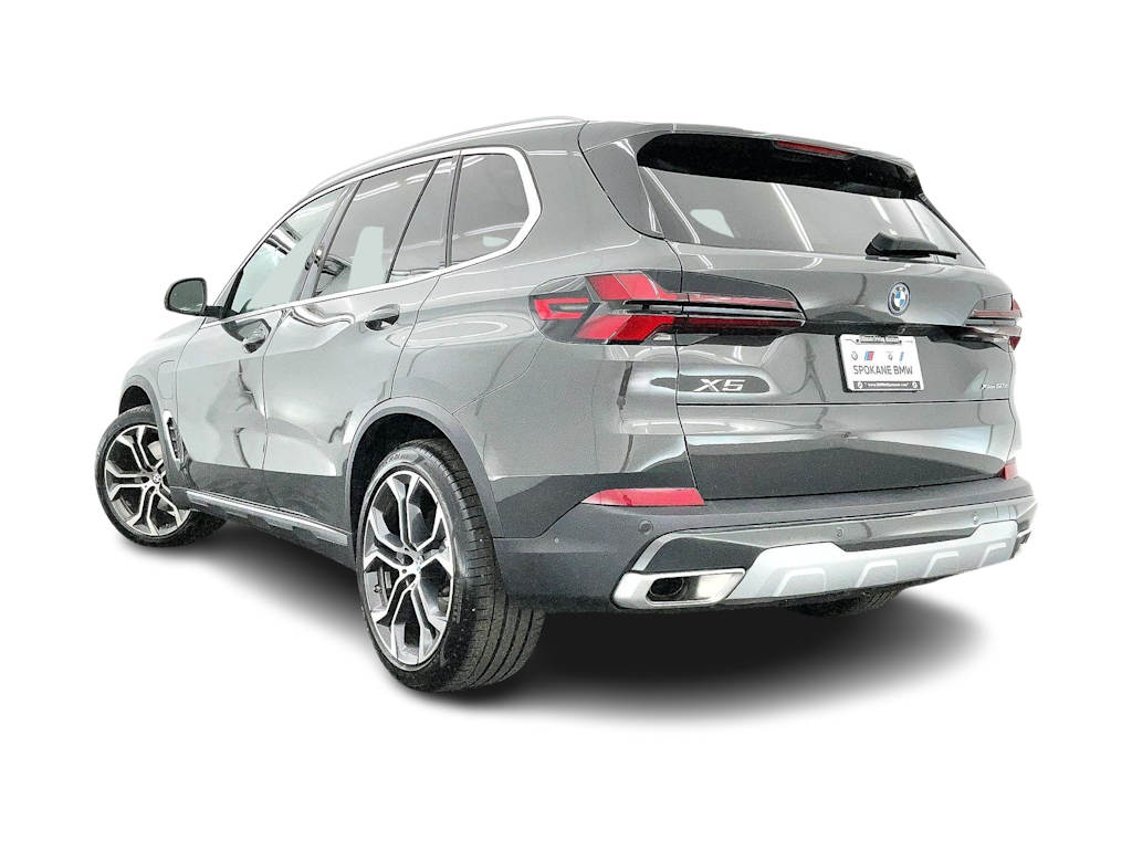 Thumbnail: 2026 BMW X5 - 4