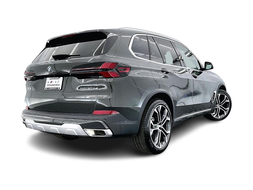 Thumbnail: 2026 BMW X5 - 22