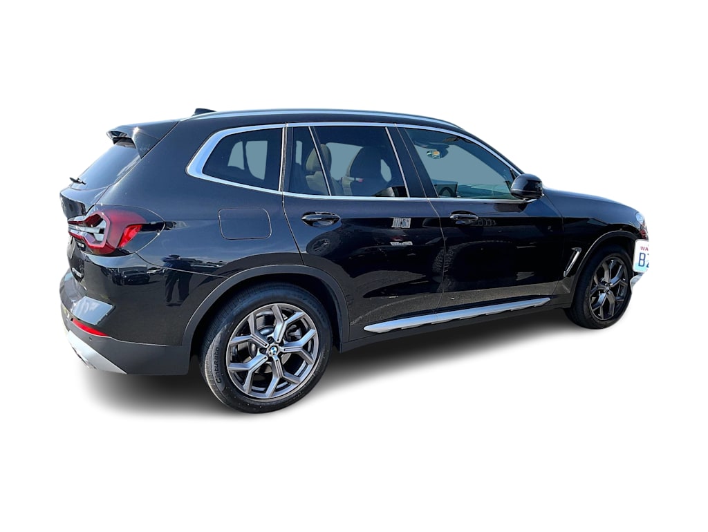Thumbnail: 2023 BMW X3 - 10