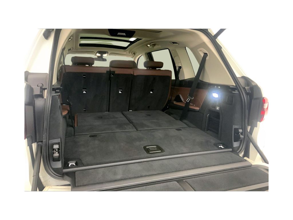 Thumbnail: 2021 BMW X7 - 19