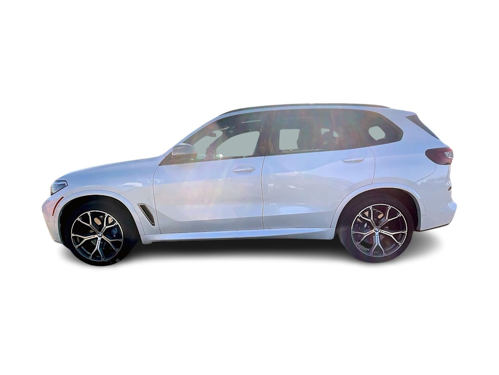 Thumbnail: 2022 BMW X5 - 2