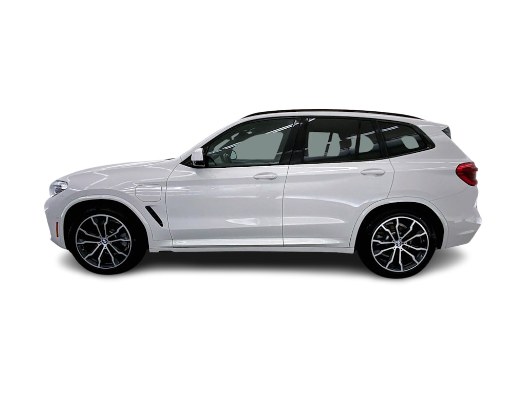 2021 BMW X3 xDrive30e 3