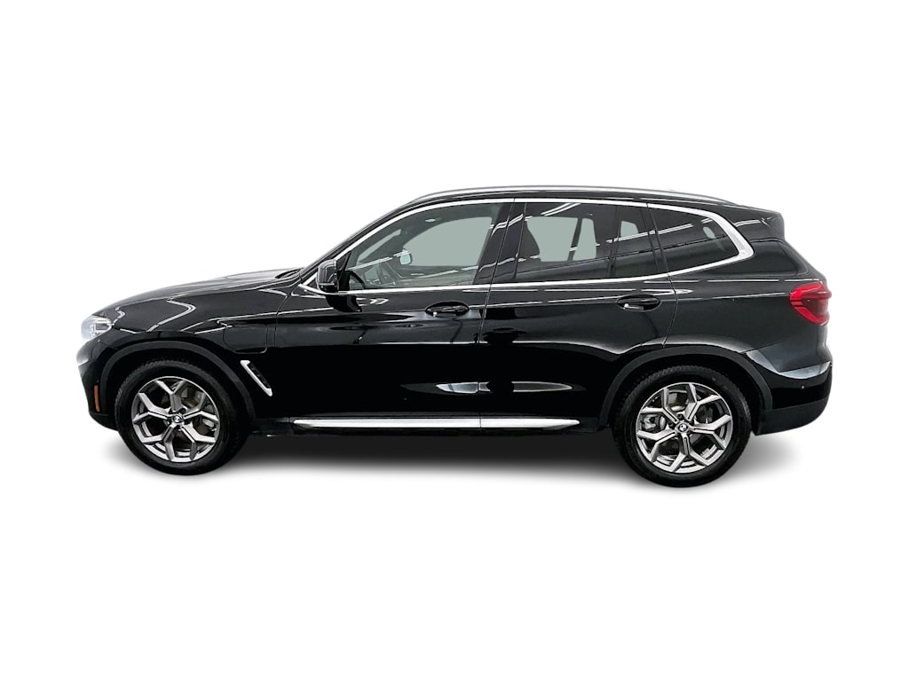 Thumbnail: 2021 BMW X3 - 3