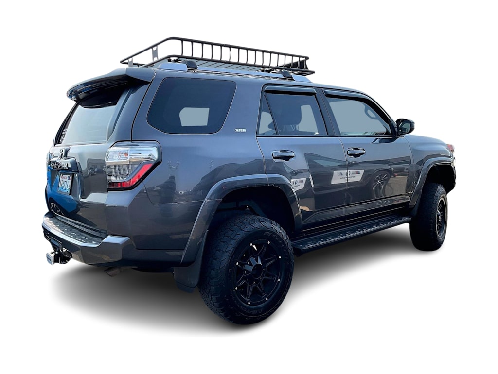 Thumbnail: 2017 Toyota 4Runner - 10