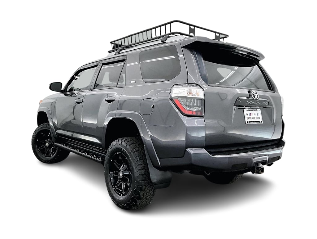 Thumbnail: 2017 Toyota 4Runner - 4