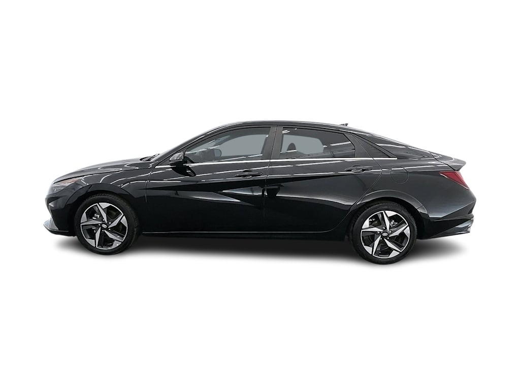 Thumbnail: 2023 Hyundai Elantra - 3