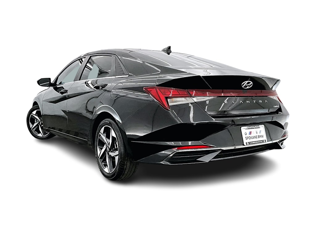 Thumbnail: 2023 Hyundai Elantra - 4