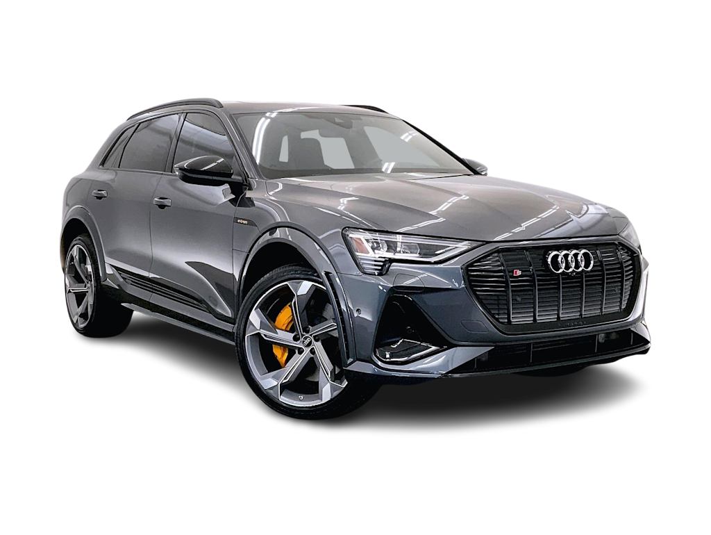 Thumbnail: 2022 Audi e-tron S - 21