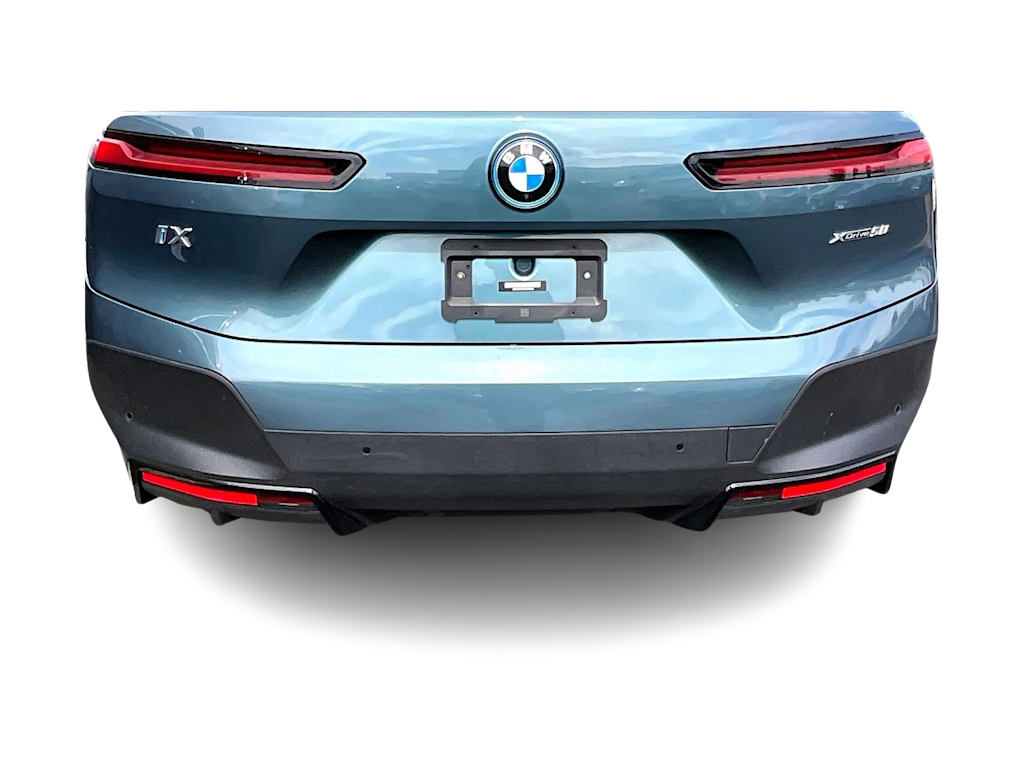 Thumbnail: 2023 BMW iX - 11