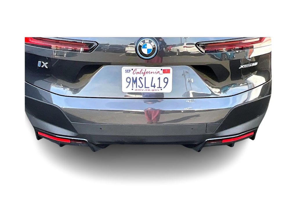 Thumbnail: 2025 BMW iX - 11