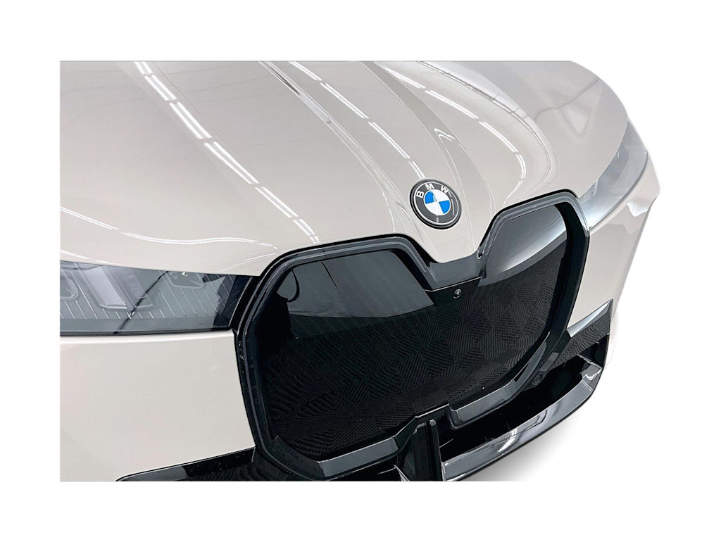 Thumbnail: 2026 BMW iX - 32