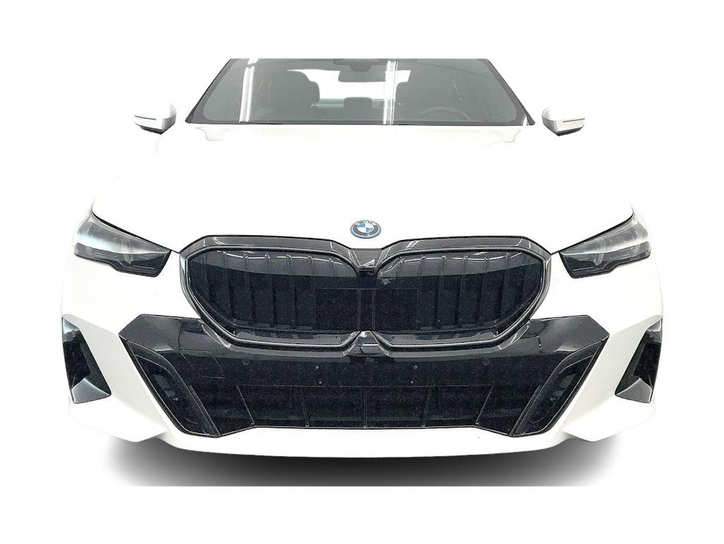 Thumbnail: 2025 BMW 5 Series - 6