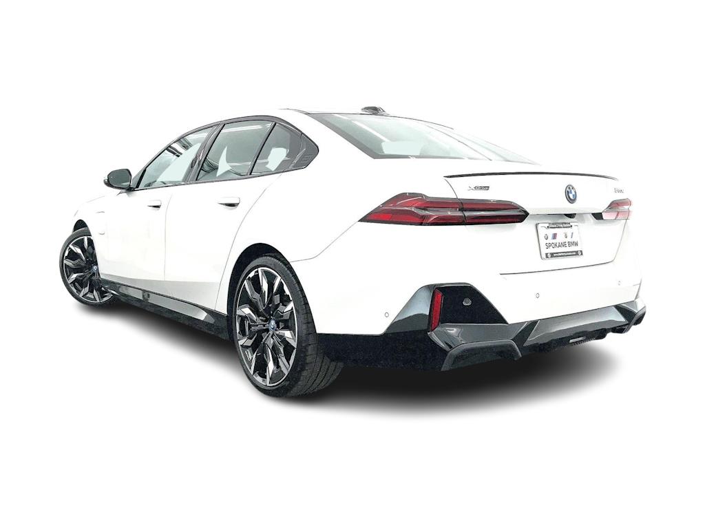 Thumbnail: 2025 BMW 5 Series - 4