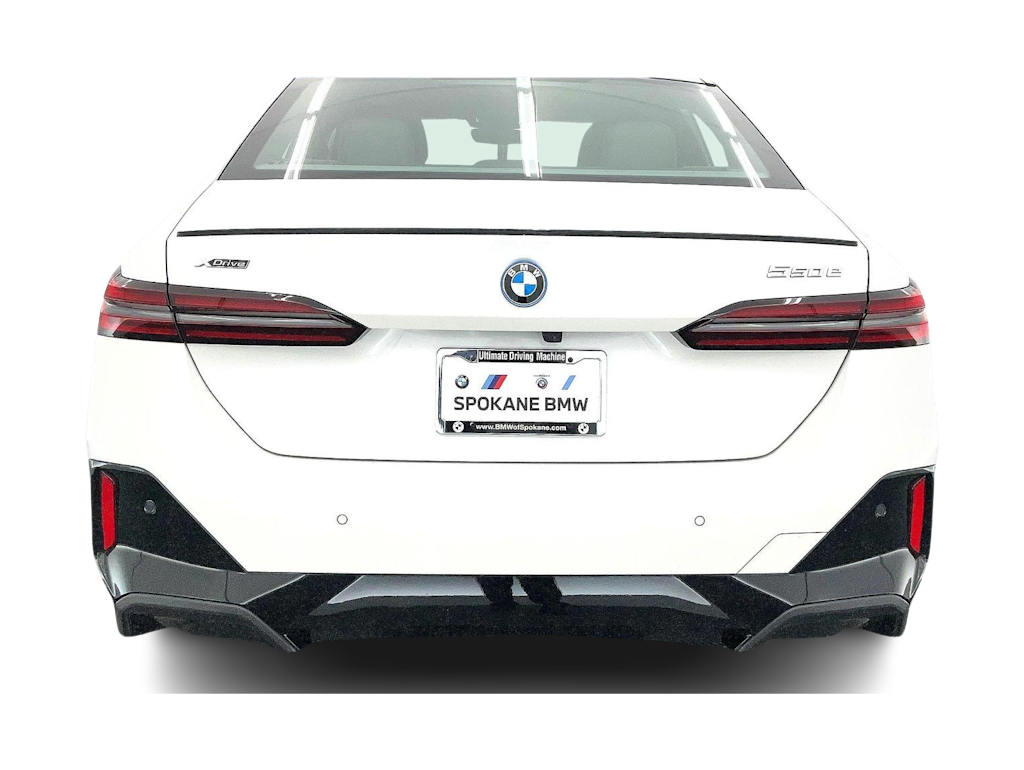 Thumbnail: 2025 BMW 5 Series - 5