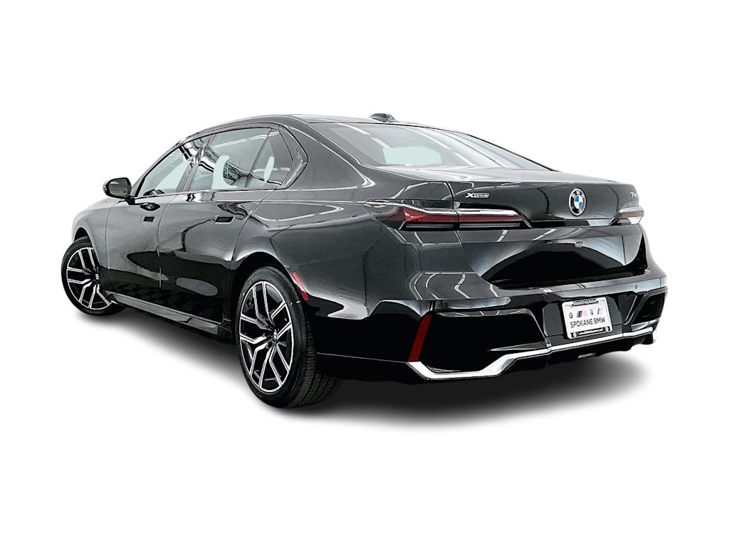 Thumbnail: 2024 BMW 7 Series - 4