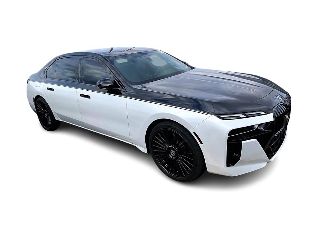 Thumbnail: 2025 BMW 7 Series - 10