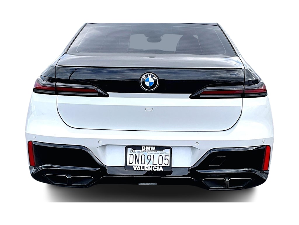 Thumbnail: 2025 BMW 7 Series - 4