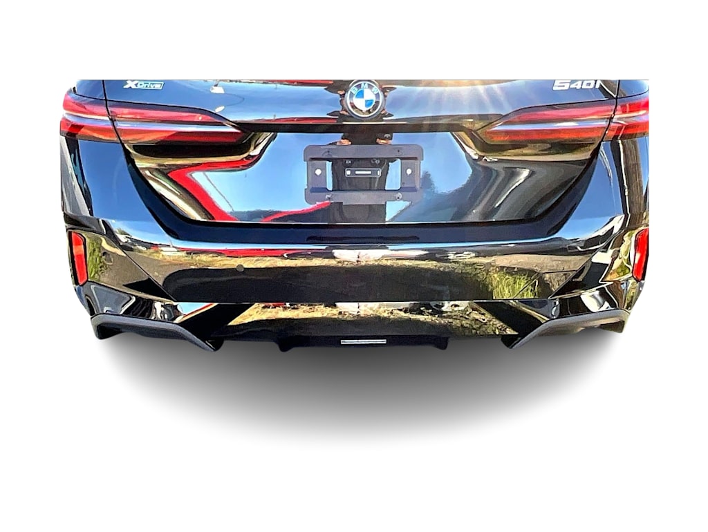 Thumbnail: 2025 BMW 5 Series - 11