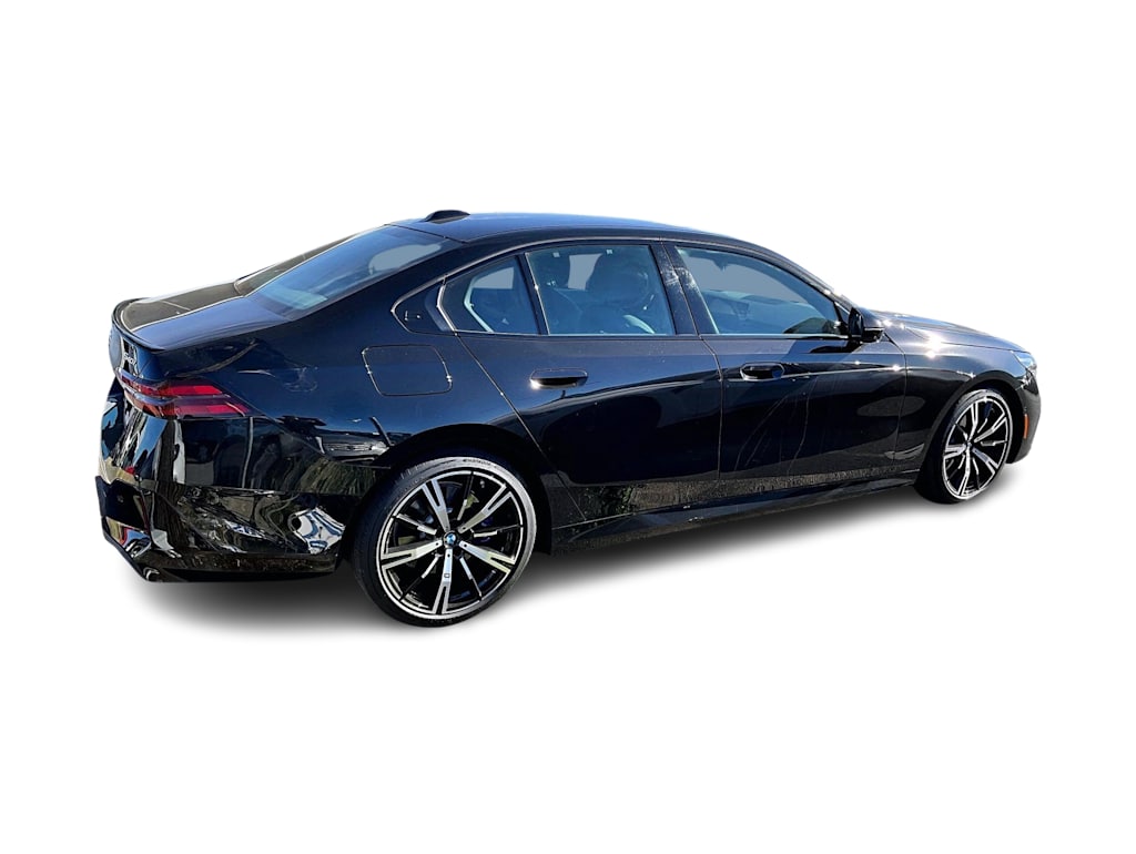 Thumbnail: 2025 BMW 5 Series - 10