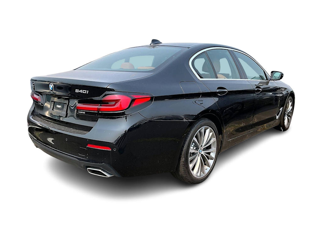 Thumbnail: 2023 BMW 5 Series - 20