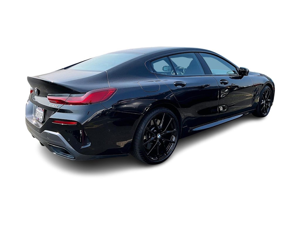 Thumbnail: 2023 BMW 8 Series - 10