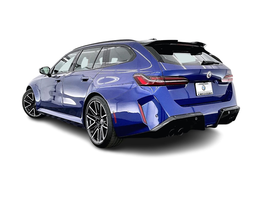 Thumbnail: 2025 BMW M5 - 4