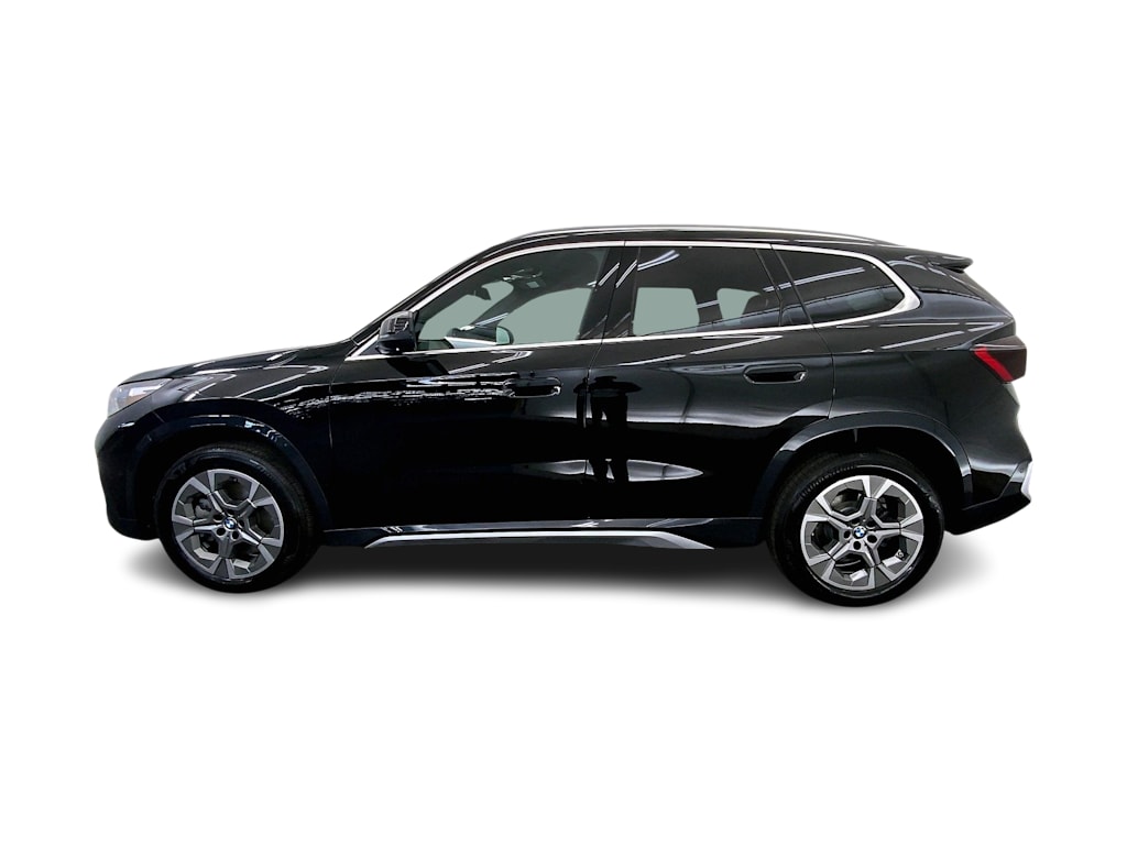Thumbnail: 2025 BMW X1 - 3